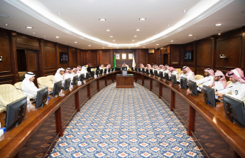 سعادة رئيس الجامعة أ.د. عبدالرحمن بن هلال الطلحي  يترأس الجلسة الثامنة لمجلس الجامعة للعام الجامعي١٤٤٣